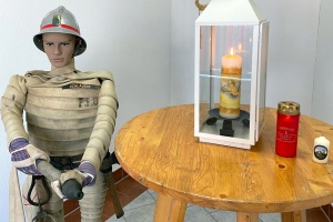 Quelle: Etzen-live.at&nbsp; https://www.etzen-live.at/friedenslicht-der-ff-ober-neustift/